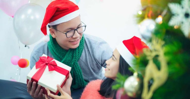 O que presentear a namorada de Natal